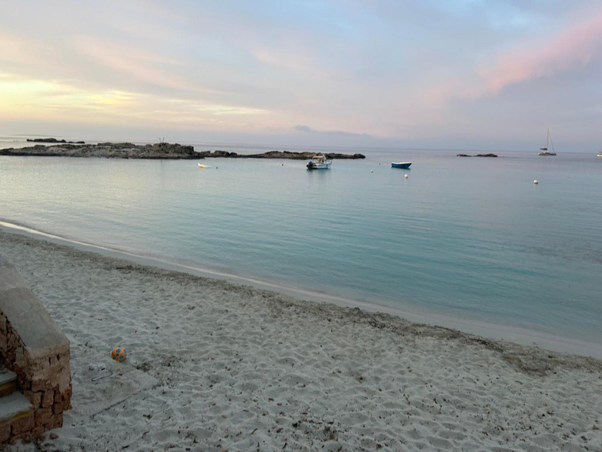 Es Pujols Vista Mare Daire Dış mekan fotoğraf